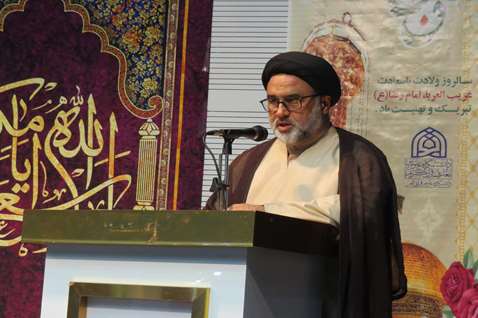 جشن ولادت حضرت معصومه (س) و روز دختر در دانشکده علوم قرآنی قم برگزار شد
